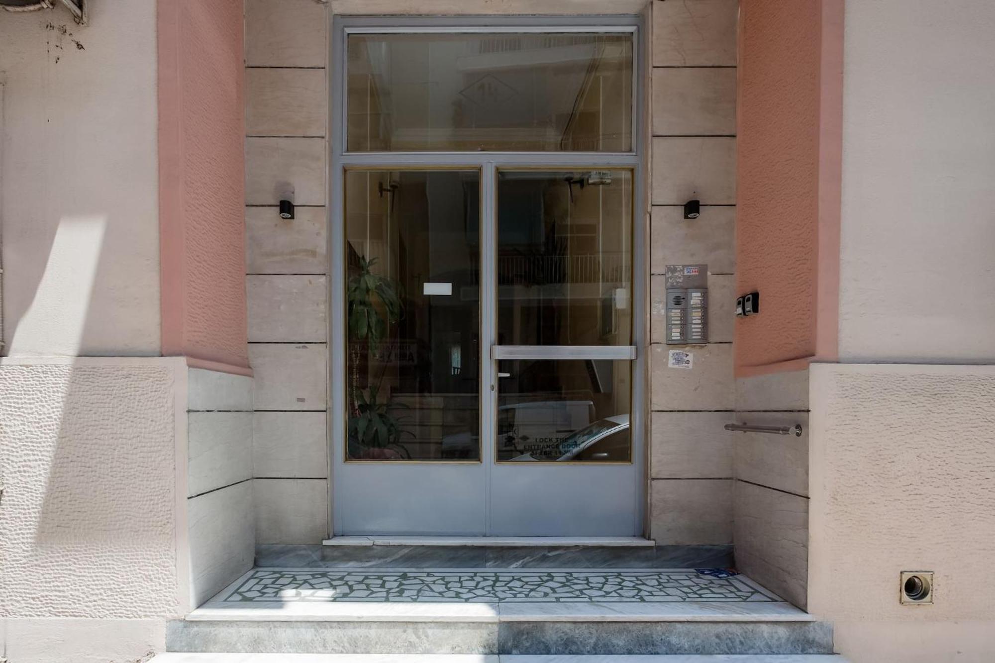Romantic Love-Nest Studio Near Acropolis & Metro 雅典 外观 照片